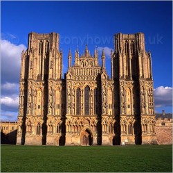 The wonderfull Wells Cathedral is a great place for families and school trips
