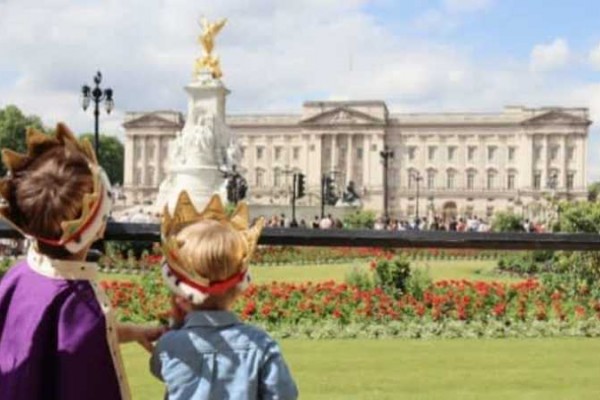 Buckingham Palace State Rooms, London