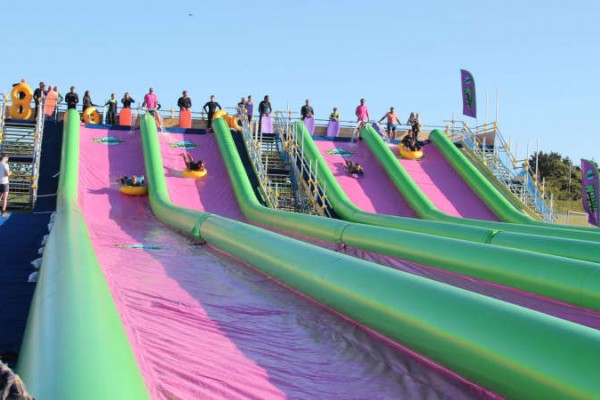 Monster Slip and Slide, Bude